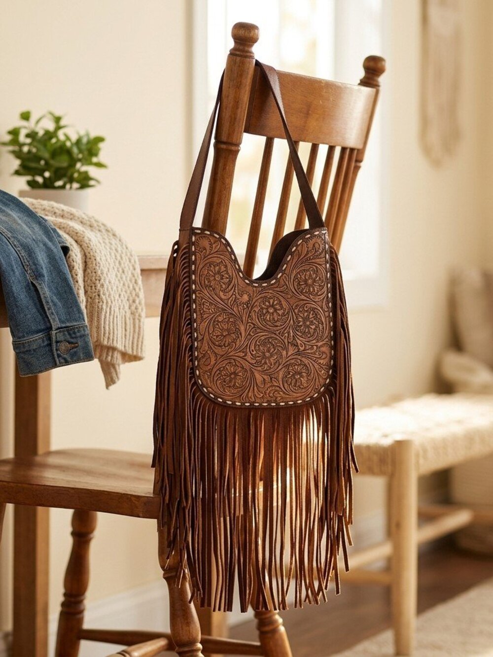Western Fringe Tooled Shoulder Bag - Picture 4 of 6